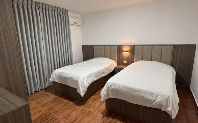 Al Farouq Hotel Apartments Hotel