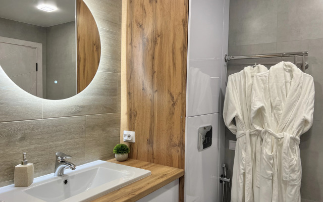 Квартира 3-комнатная на  Никитина 38