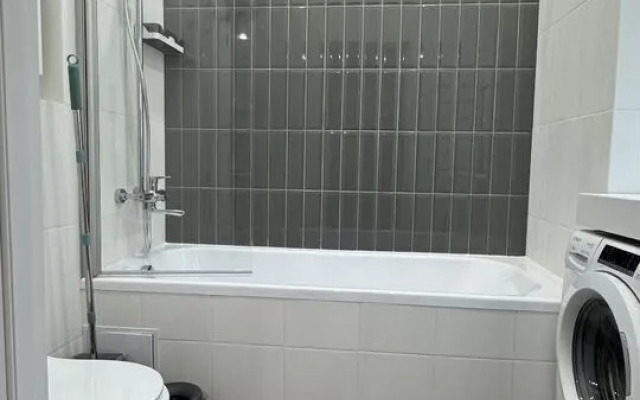 Апартаменты с новым ремонтом на Ивана Беличенко 92к4