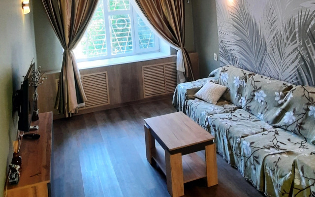 Uyutnaya so Svezhim Remontom Vblizi Zhd Vokzala Flat