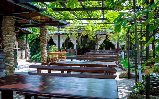 Курортный отель Лазурный берег