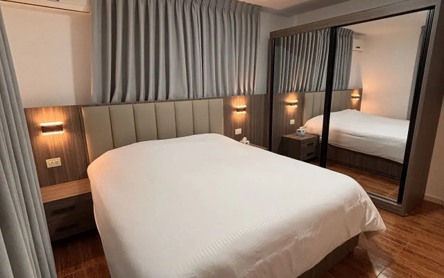 Al Farouq Hotel Apartments Hotel