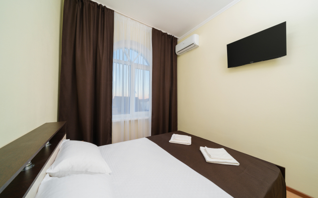 Lipatov Guest House
