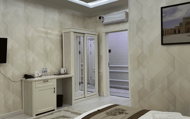 Hayat Plaza Hotel & Spa