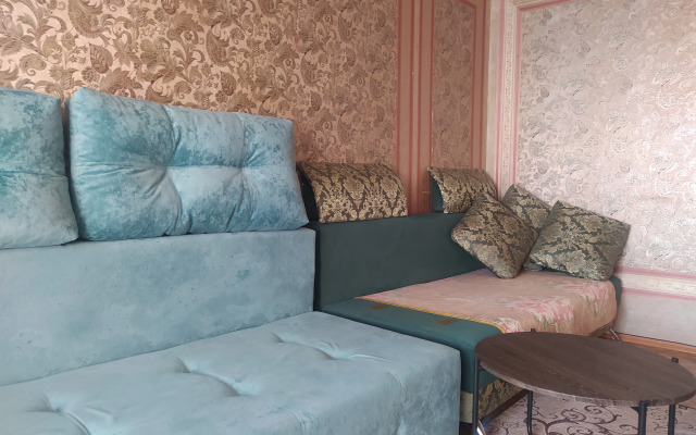 Квартира двухкомнатная на проспекте Кирова 411