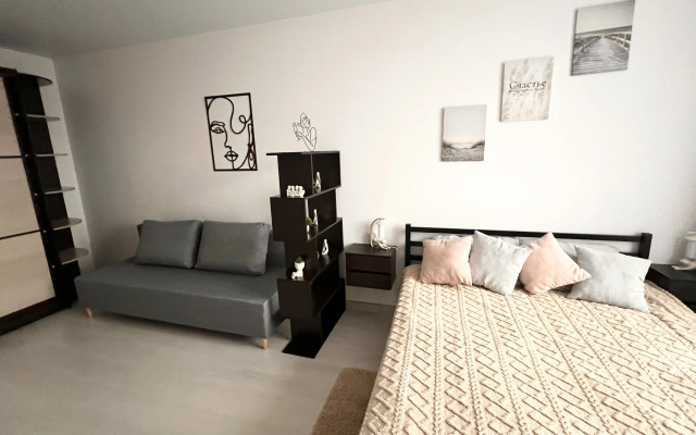 Uyutnaya Svetlaya S Vidom Na Zakat Flat
