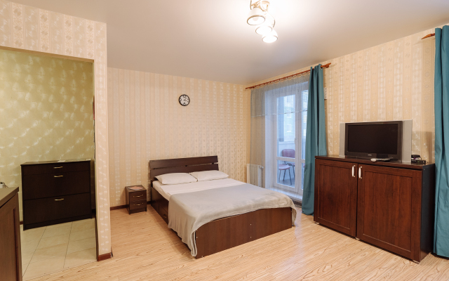 "9 Nochey" Na Sofyi Kovalevskoy 16 #1 Apartments