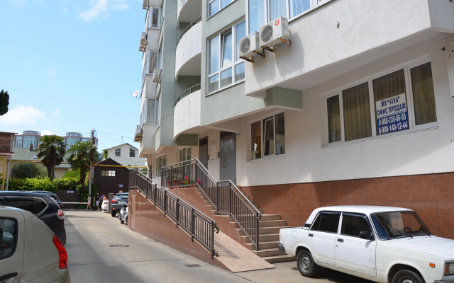 U Samogo Morya Apartments