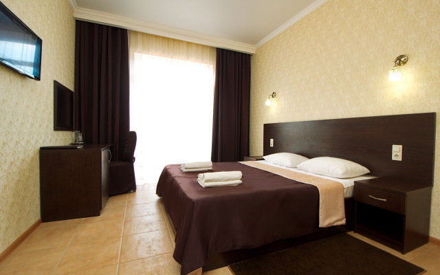 Rich House Hotel