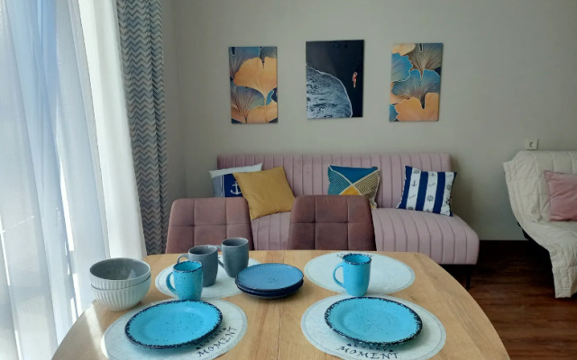 Na Tsvetochnoy Ulitse 30/1 Flat
