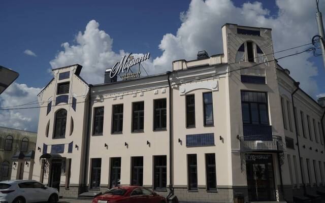 Отель Марани