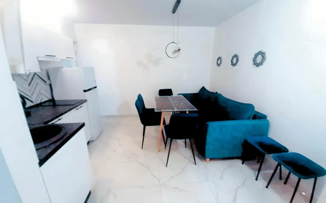 Ryadom s Morem v Tsentre Sochi Flat