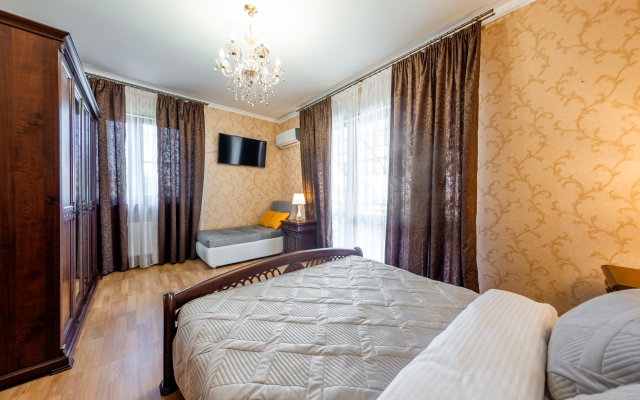 Uyutny dom u morya Private home