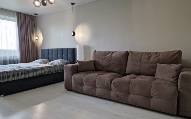 S Gostinoy I 3 Spalnyami Apartments