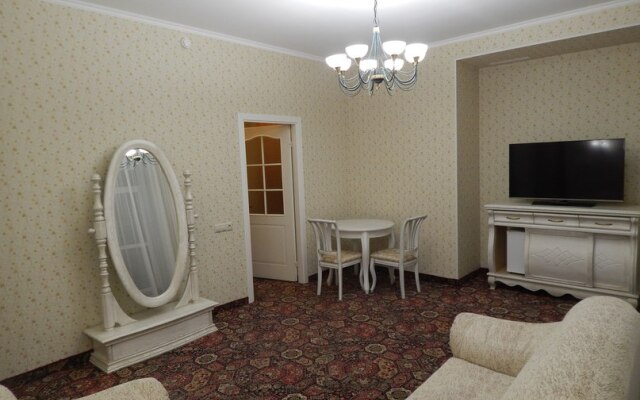 Rojal Guest House
