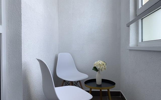 Almaz Siti Ogni Avtozavoda Flat