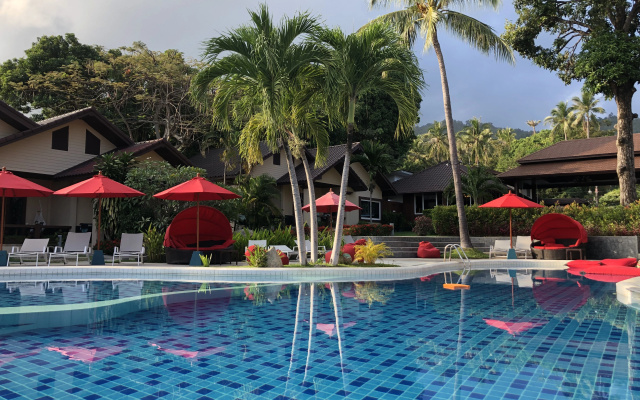 Royal Beach Boutique Resort & Spa Hotel
