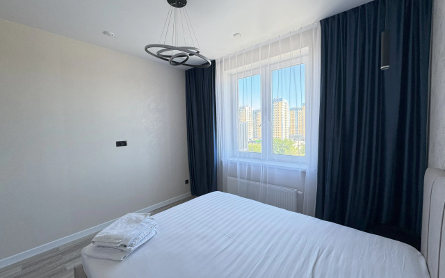 Chetyrekhmestnaya Dizaynerskaya V Tsentre Goroda Flat
