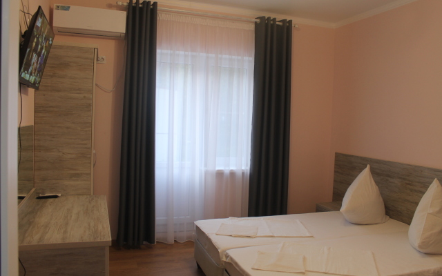 Anna Guest house