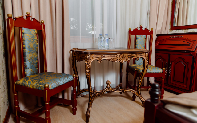 Royal Antique Butik-Hotel