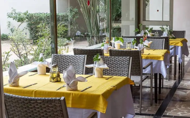 Отель Tunisia Lodge
