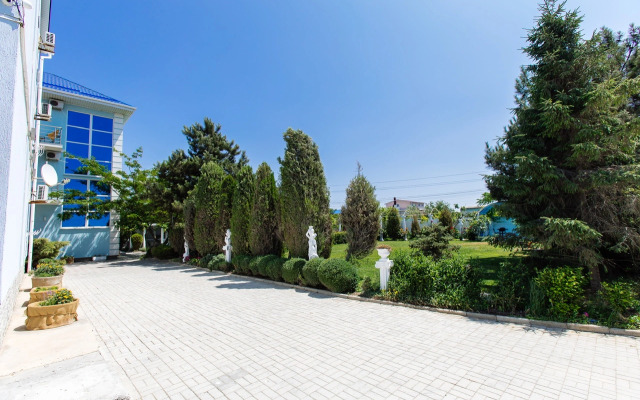 Eleni Guest House
