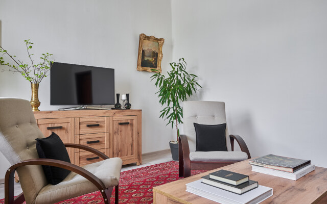 4-Komnatnye Na Chistykh Prudakh Apartments