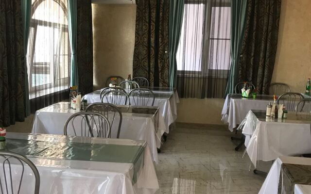 Dev-Life Guest House