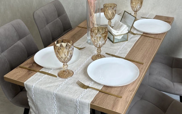 Lermontovskaya kvartira, Pyatigorsk, Pastukhova 38 3 etazh Flat
