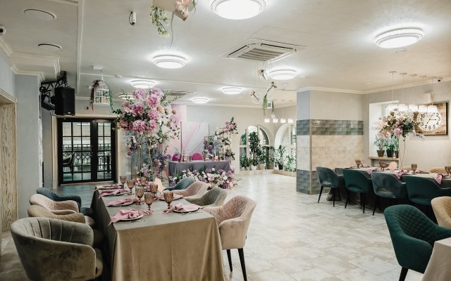 Customs House Hotel & SPA Hotel