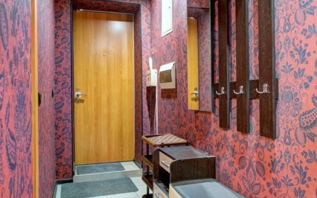 Na Ulitse 50 Let Oktyabrya 45 Flat