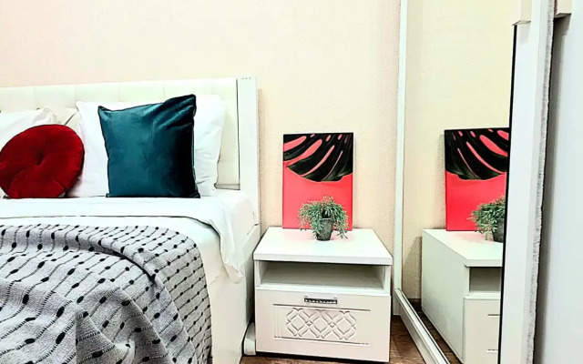 Квартира на Сапфирной Улице 13