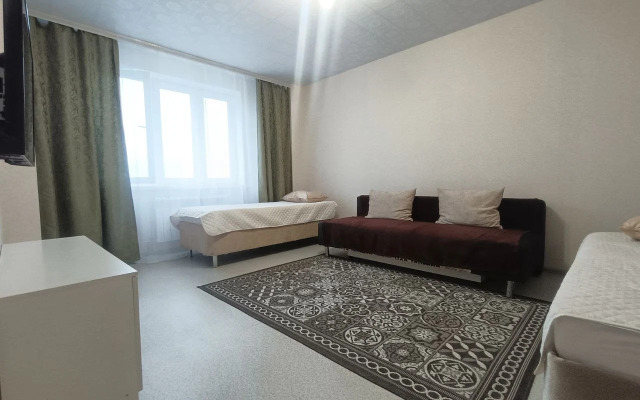 2kh Komnatnaya Ryadom S Ashan ul Krivenkova Flat