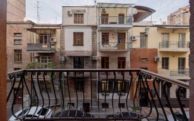 Studiya Keygo 0202 Ryadom S Opernym Teatrom Apartments