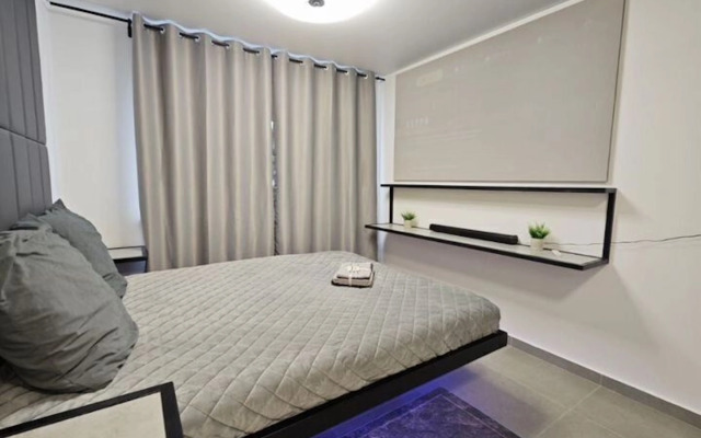 Апартаменты 13к1 на Улице Наркомвод 31