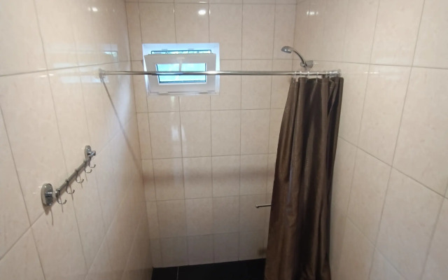 Chernomorskiy Oazis Guest house