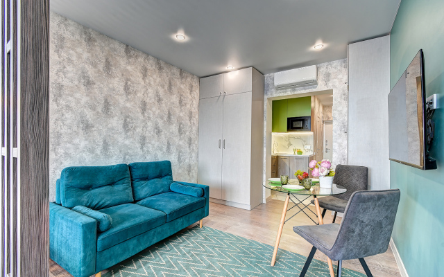 Uyutnye Morskaya Simfonya-2 s vannoj, vidom na more, bassejnom na territorii Apartament