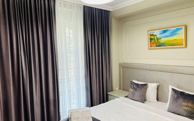 Parliament Hotel & Restaurant