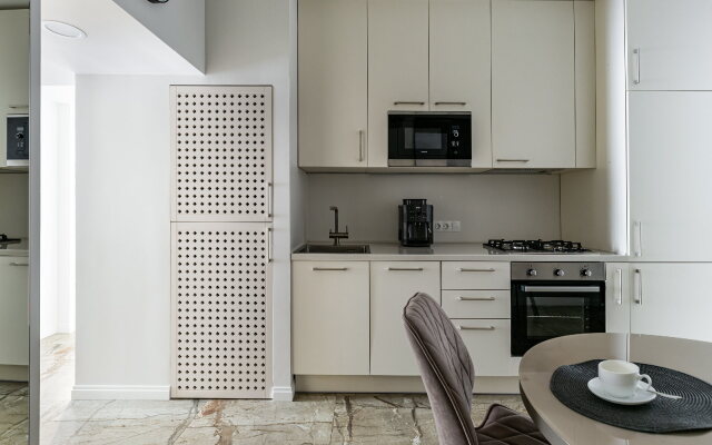 Letyourflat "Benua" (3 Bedrooms) Apartments