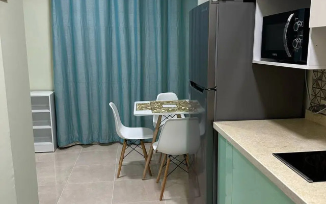 Апартаменты Tiba Golden Resort с личным пляжем