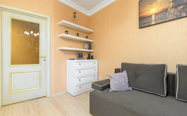 Апартаменты Домотелли 1 на Коломяжском