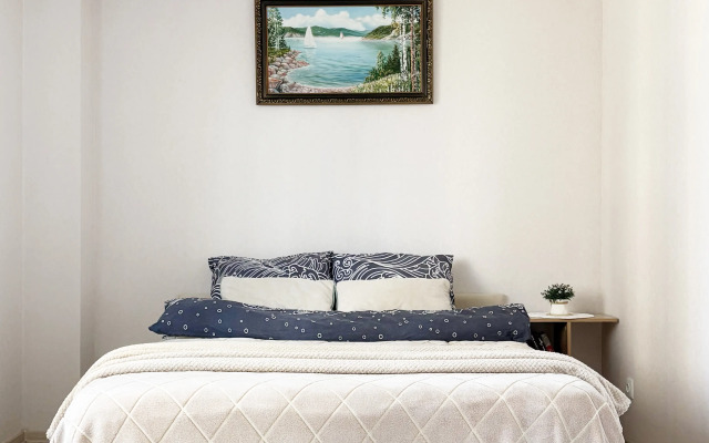 Na Vzlyotnoy Ulitse 7l Flat