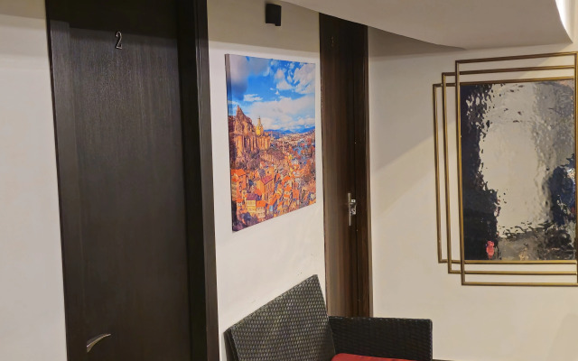 Nino Mini-Otel