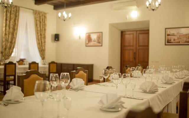 Monastyrski Minsk City Centre Hotel