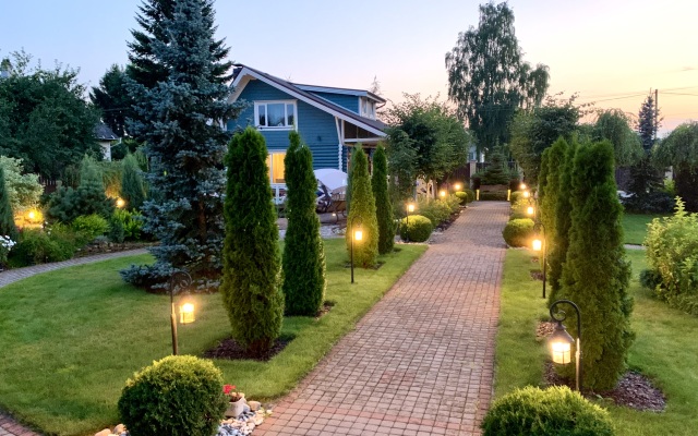 Ryadom s Igoroy Guest House