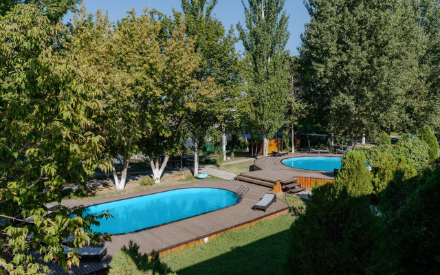 База отдыха Золотой Лотос