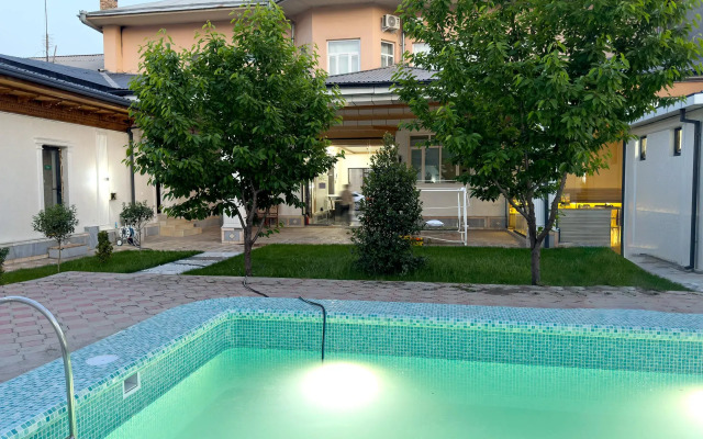 Laurel Hotel