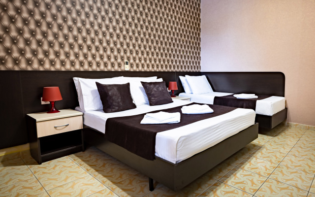 Kipr Guest House