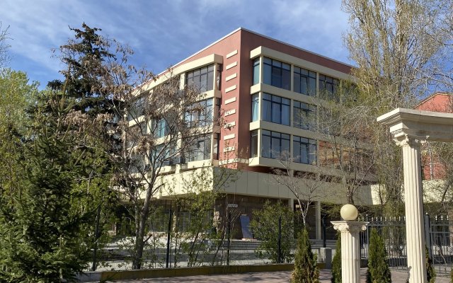 V Tsentre Volgograda Apartments
