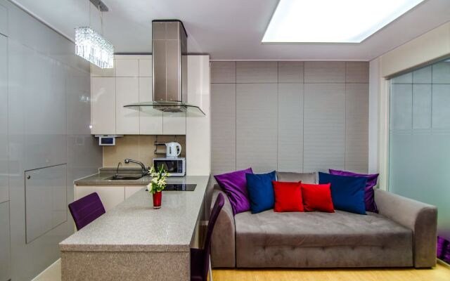 Koshkarbaeva 10/1 Apartments